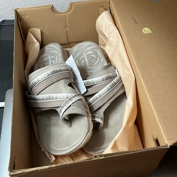 Merrell Women’s Terran 3 Cush Post Sandal Size 7W - Picture 8 of 9